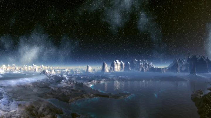 深色星空下延伸着冰雪覆盖的崎岖山脉、岩地与宁静的反光水面。