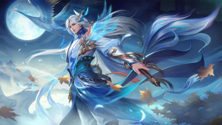 一名银发蓝衣动漫角色在月光下挥剑，周围环绕着飘动的蓝色光带与落叶。