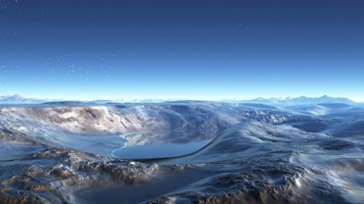 雪山环绕的湖泊位于广阔山地之间，蓝色天空中点缀着稀疏星光。