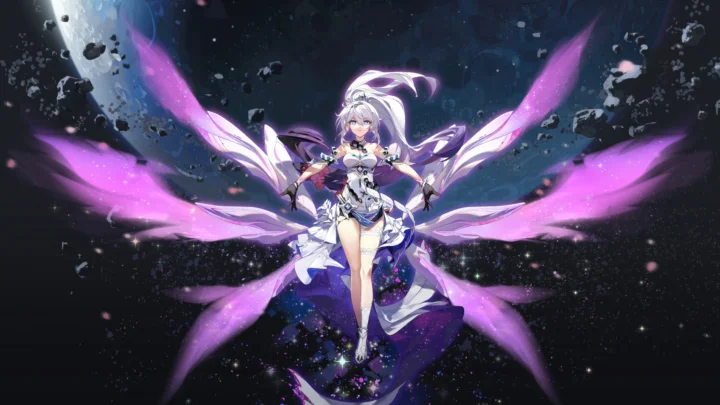一位白发动漫女性身穿白紫色服装，站在带有紫色翼状光效和星空背景的画面中央。