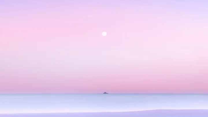 粉紫色天空映照着平静的海面，地平线上有一座小岛，空中悬着一轮淡白色的月亮。